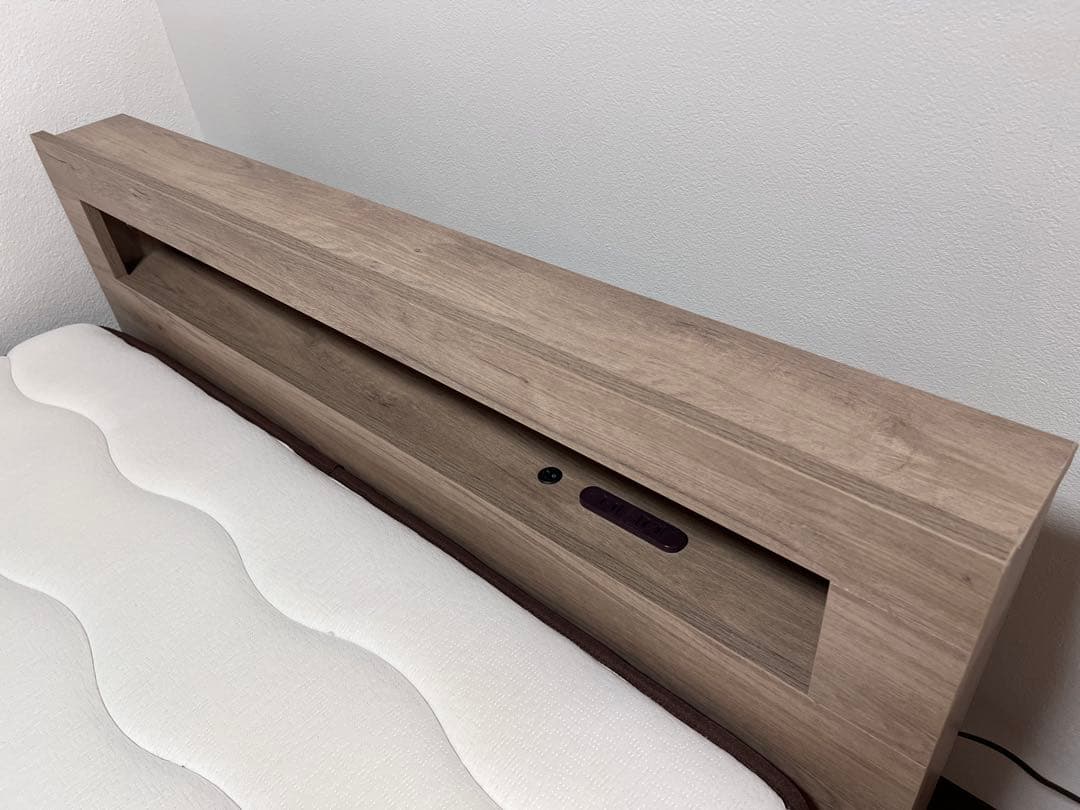 RASIK ラシク　ローベッドフレーム　グレージュ　セミダブルマットレス　セット