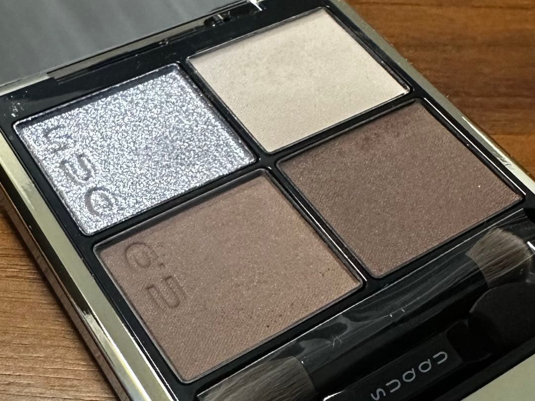 SUQQU シグニチャーカラーアイズ　S03霜来 -SOURAI