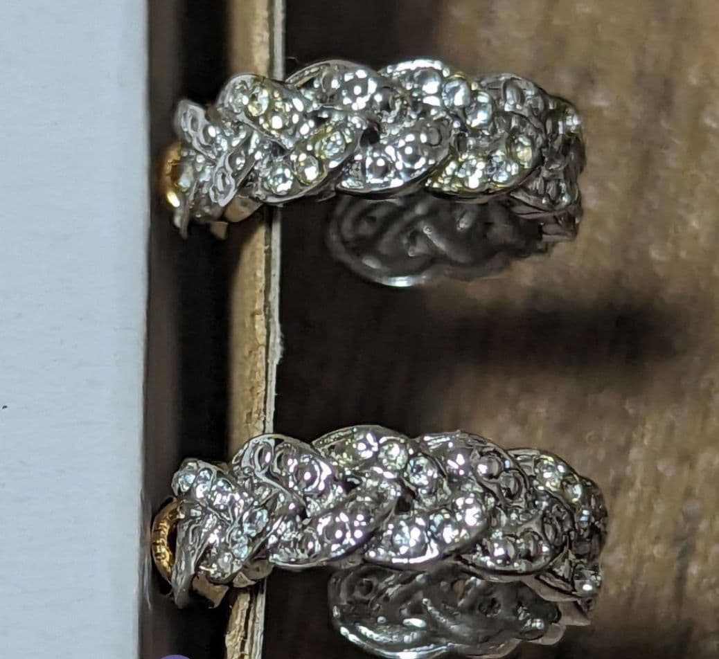 K18　ピアス　2点セット　☆キリン☆