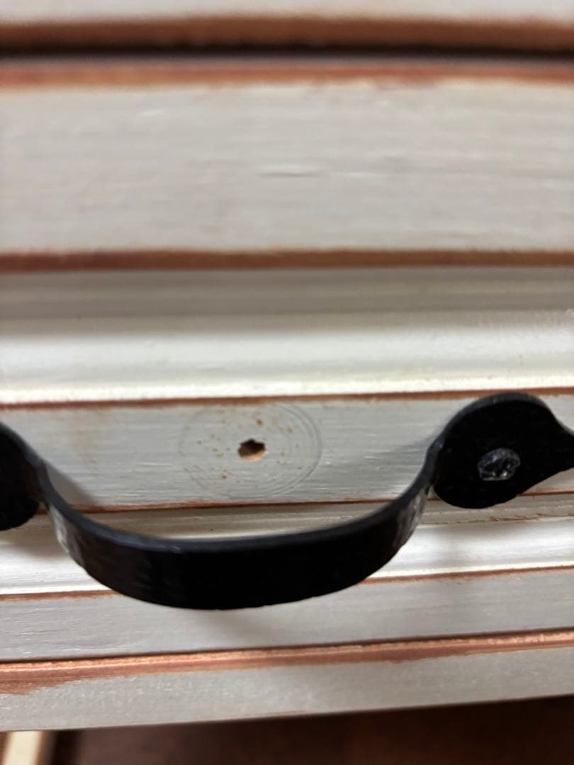 Omi　シャビーホワイトな医療棚風キャビネット