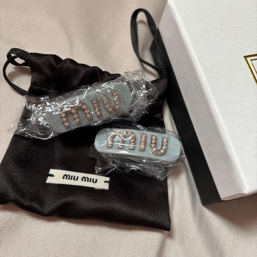 値引不可 MIUMIU ヘアピン ヘアクリップ