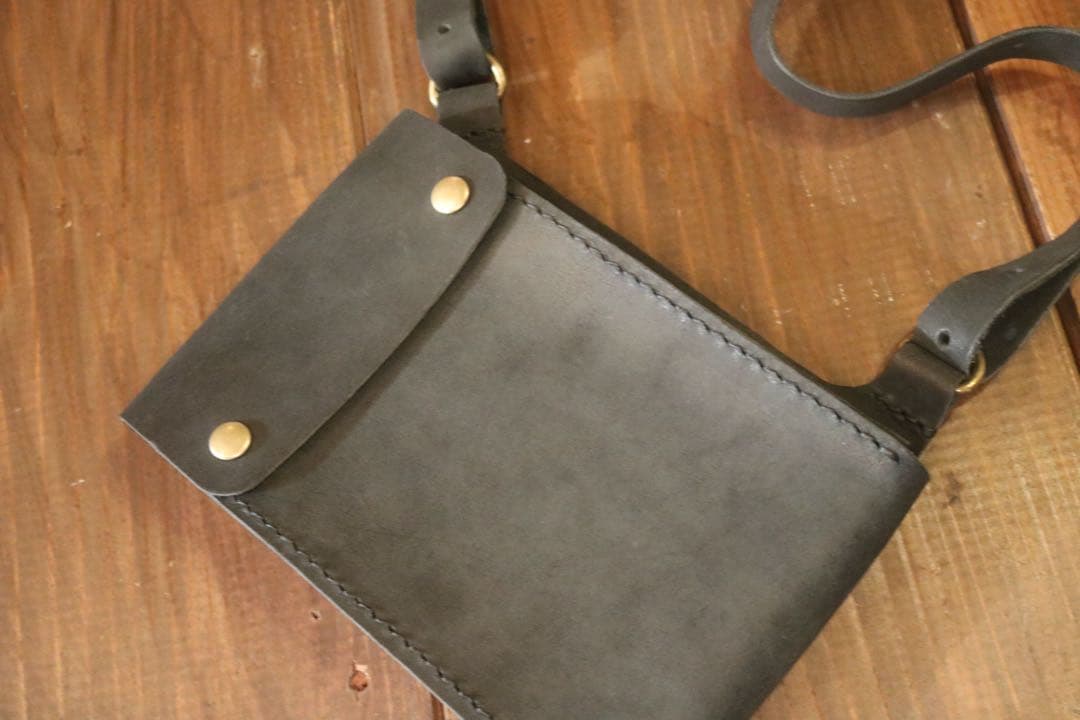 に*ろ様 【ダブル】ショルダーホルスターバッグ　牛本革　ホルスター　ショルダーバ