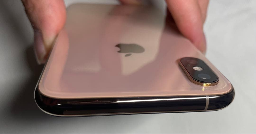 iPhone Xs 256GB ゴールド　ジャック