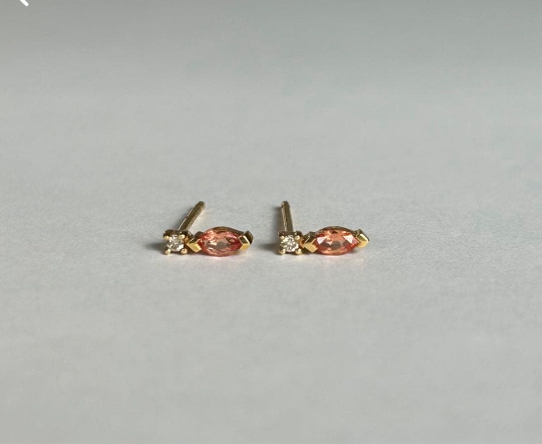 美品☆BELLESIORAベルシオラ K18 ダイヤモンド サファイア ピアス