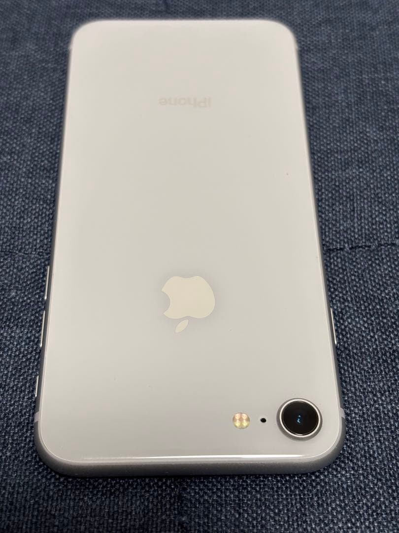 iPhone8本体 64GB シルバー