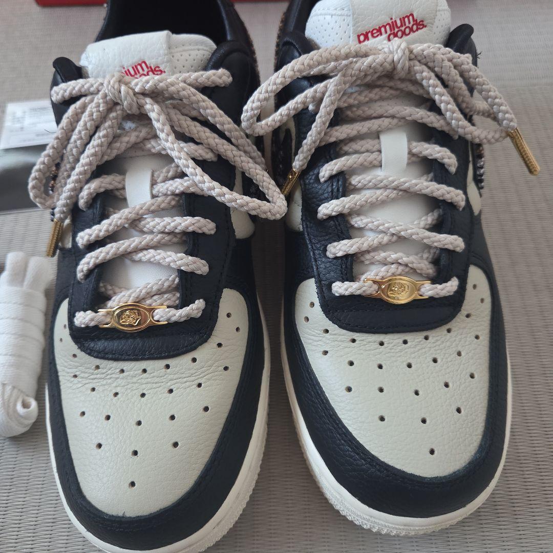 Premium Goods × Nike \"The Sophia\" 24cm