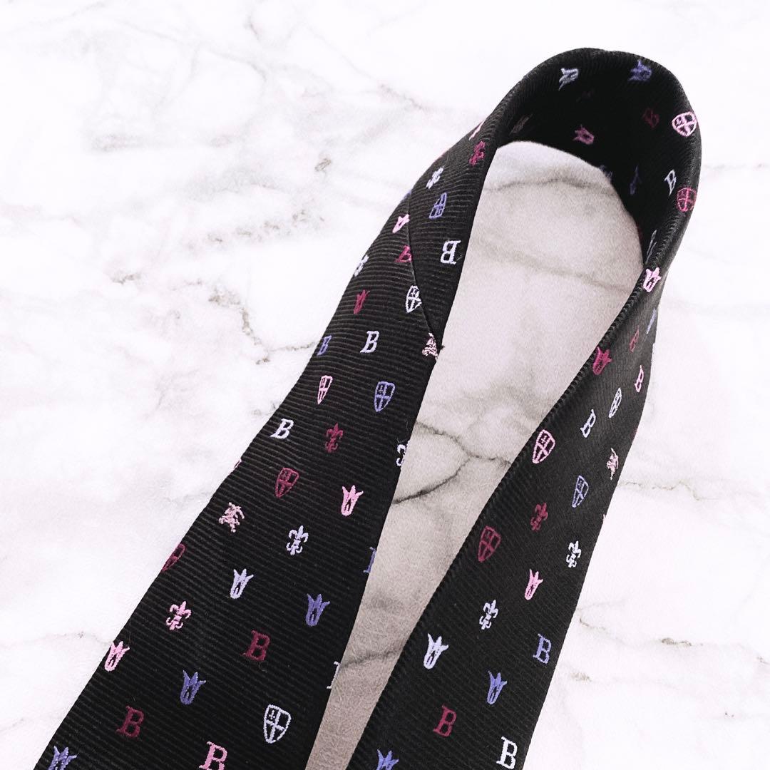 ✨未使用クラス✨バーバリー　ホースロゴ　マルチカラー　ドット　ブラック　ネクタイ