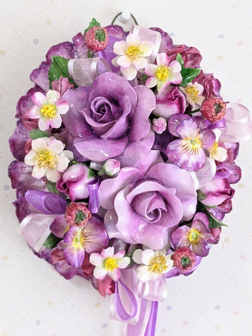 【専用です】紫系薔薇のフリル壁掛け兼置き型クレイフラワーアレンジ✨ハンドメイド
