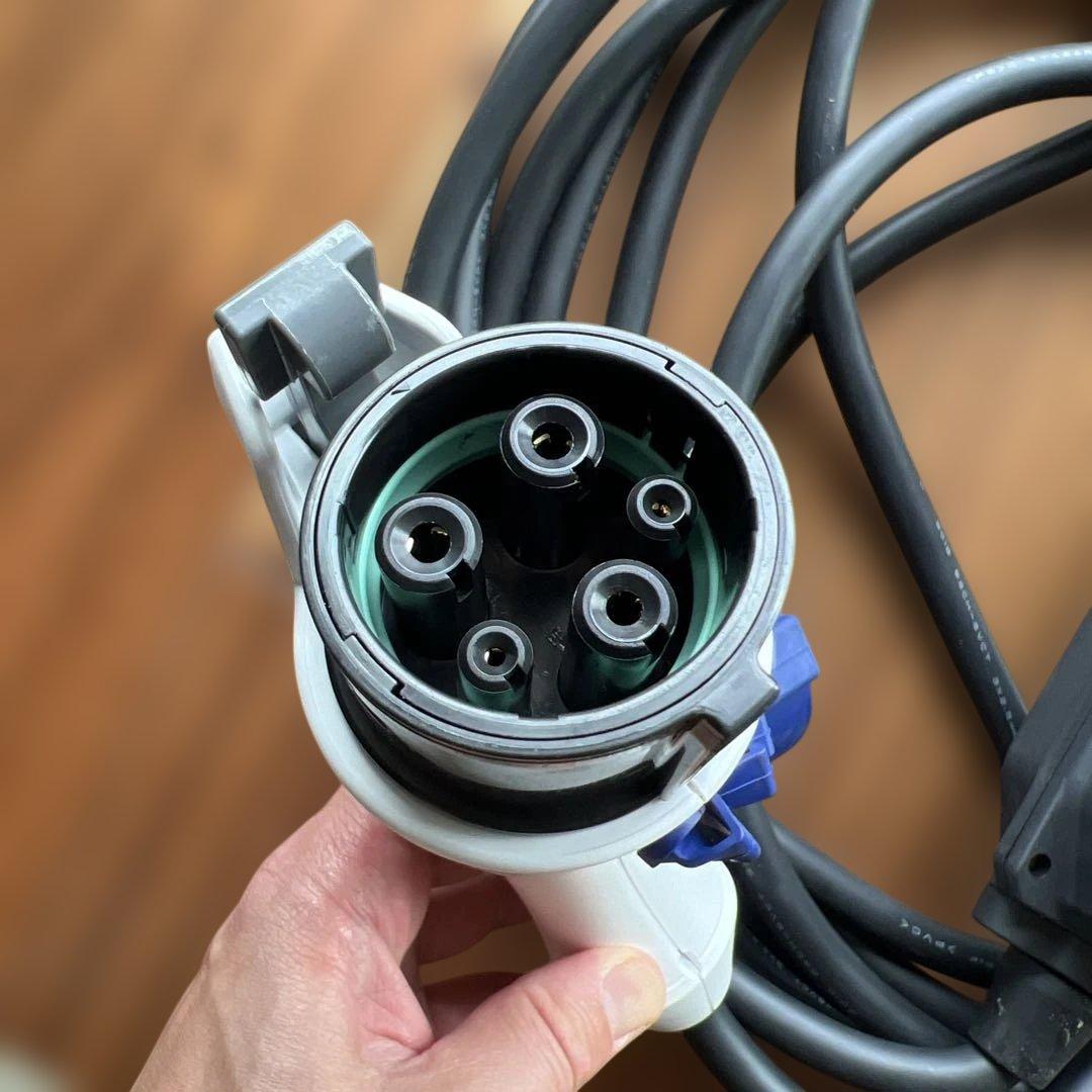 NISSAN EVモード2充電ケーブル (IC-CPD)