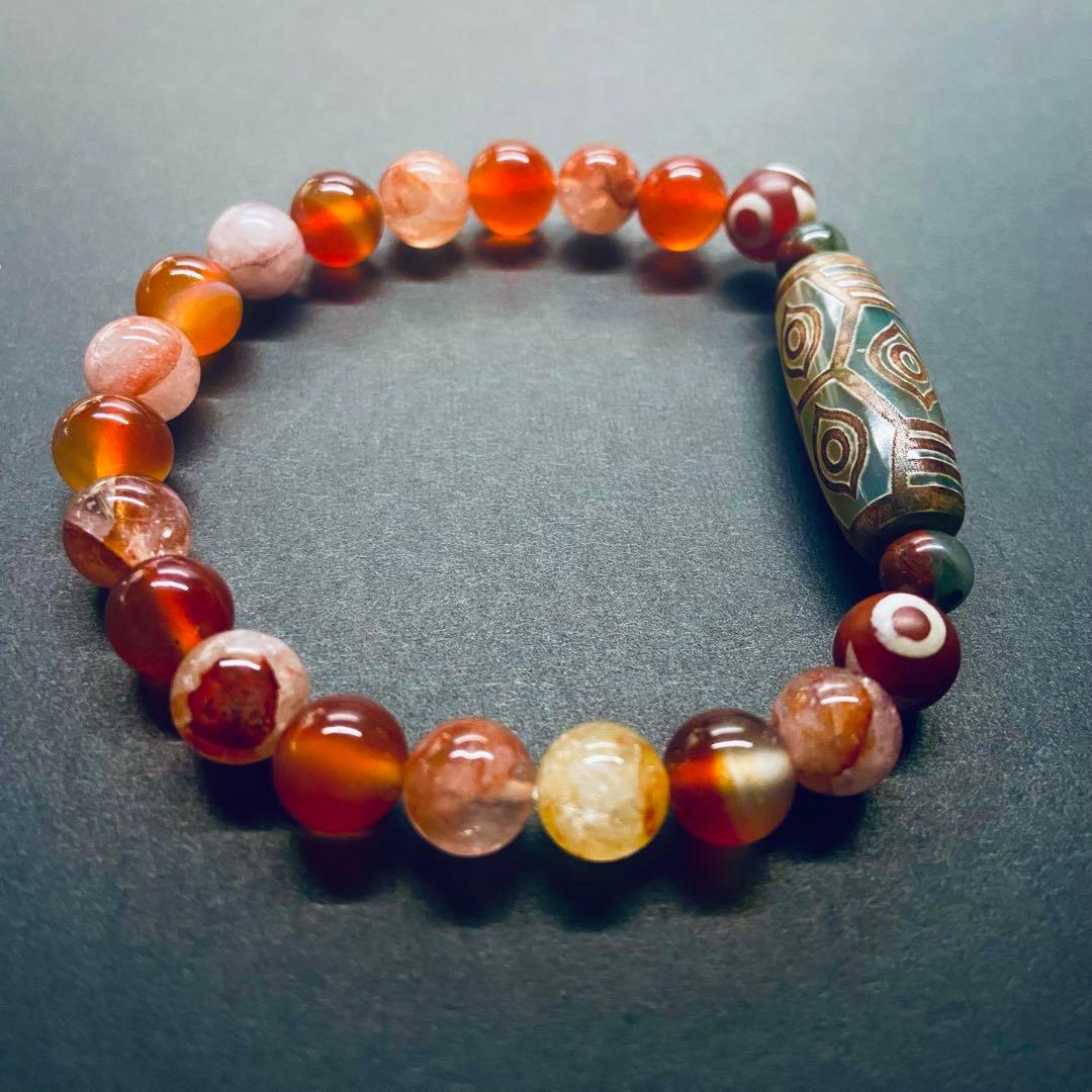 【龍眼天珠・三眼天珠・赤瑪瑙・ヒマラヤ赤水晶】