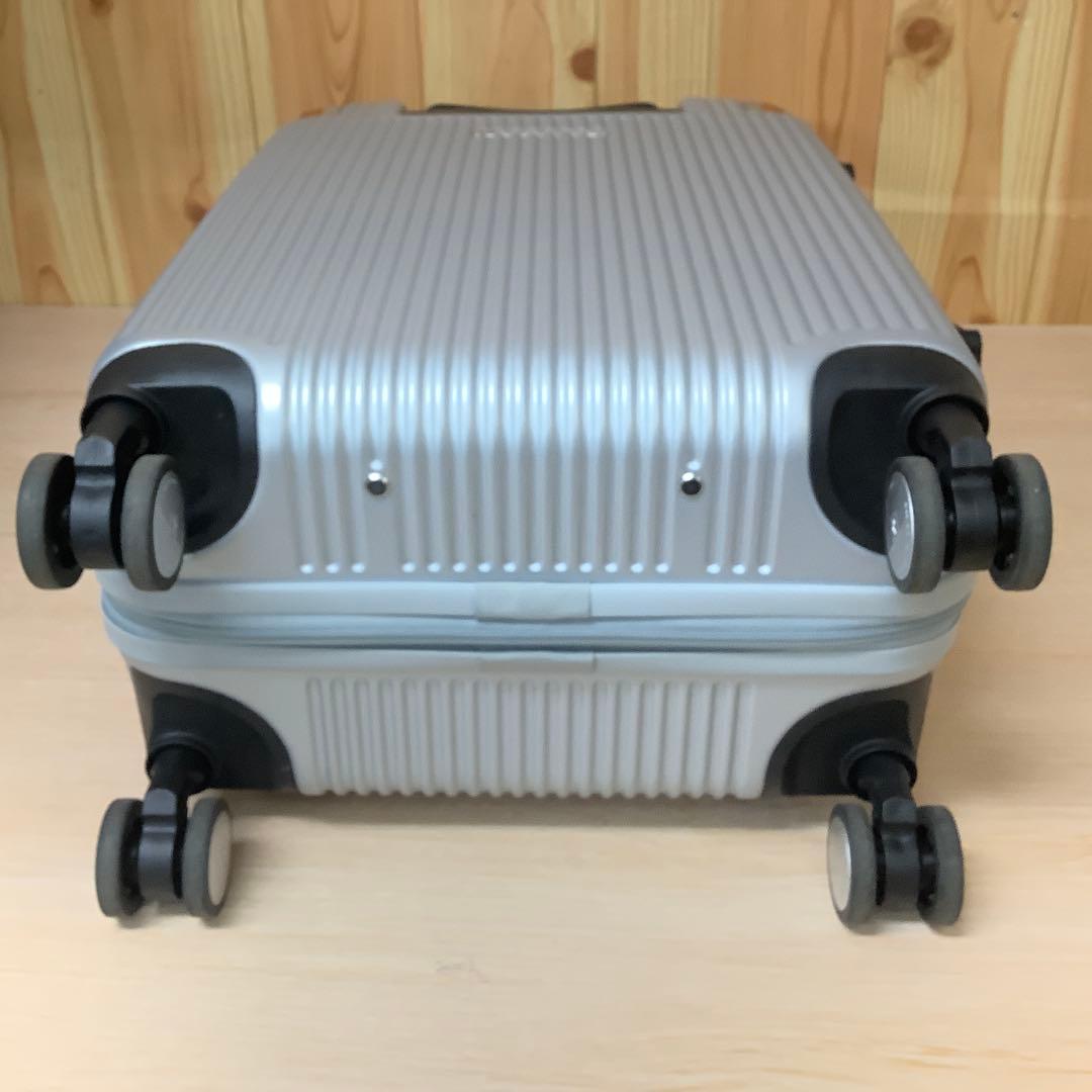 スイスミリタリー スーツケース 38.5L SM-C920 シルバー　※077