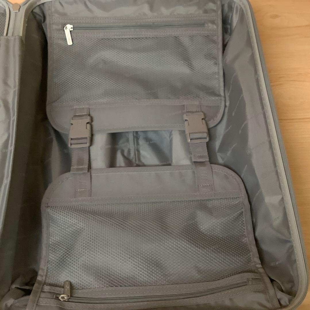 スイスミリタリー スーツケース 38.5L SM-C920 シルバー　※077