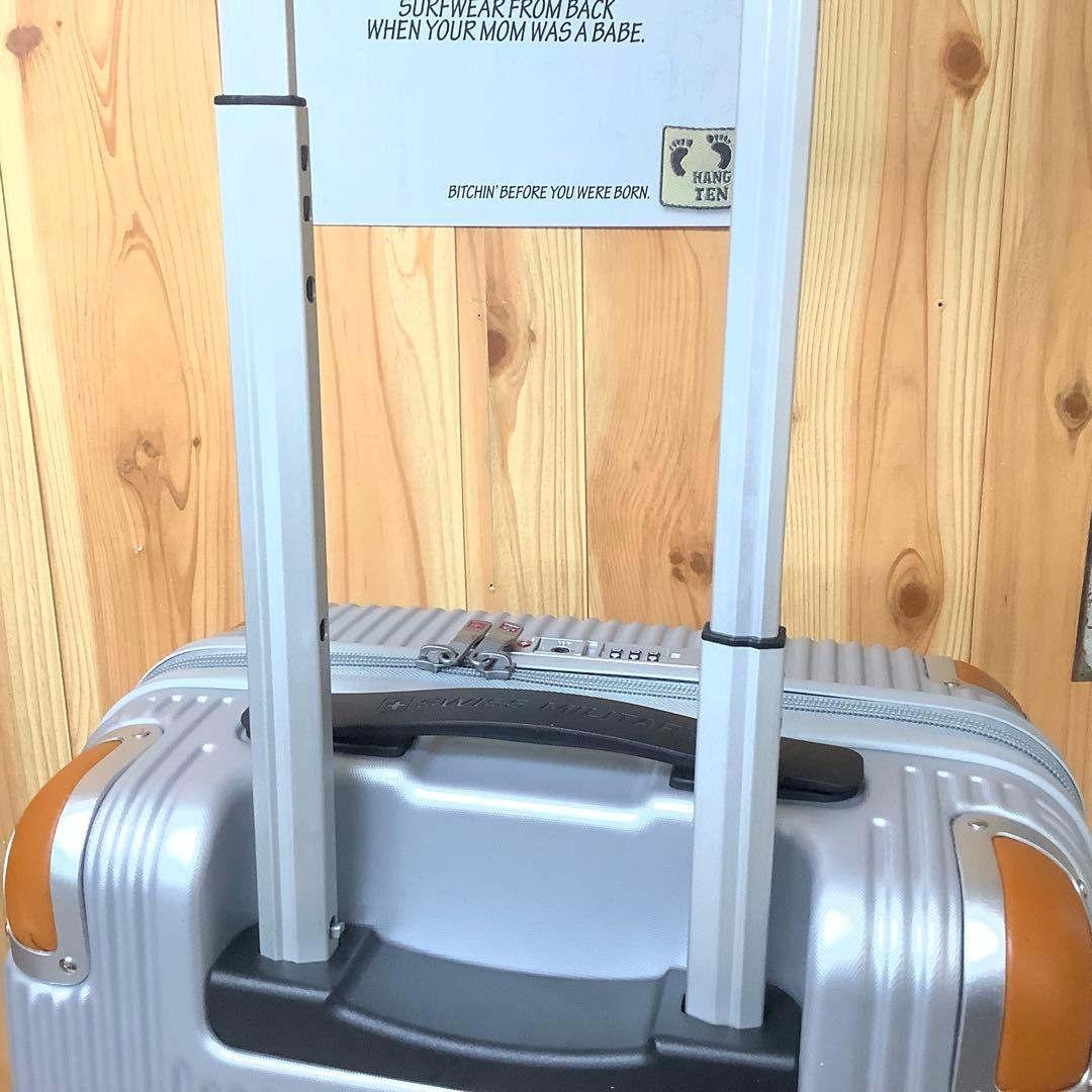 スイスミリタリー スーツケース 38.5L SM-C920 シルバー　※077