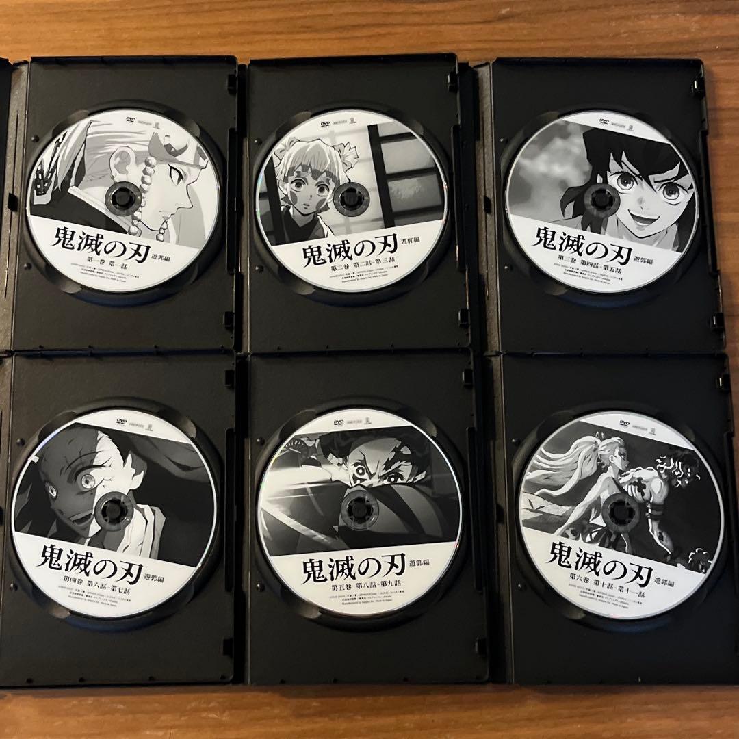 鬼滅の刃 立志＋無限列車＋遊郭＋刀鍛冶の里＋柱稽古 DVD 全31枚　ケース付き