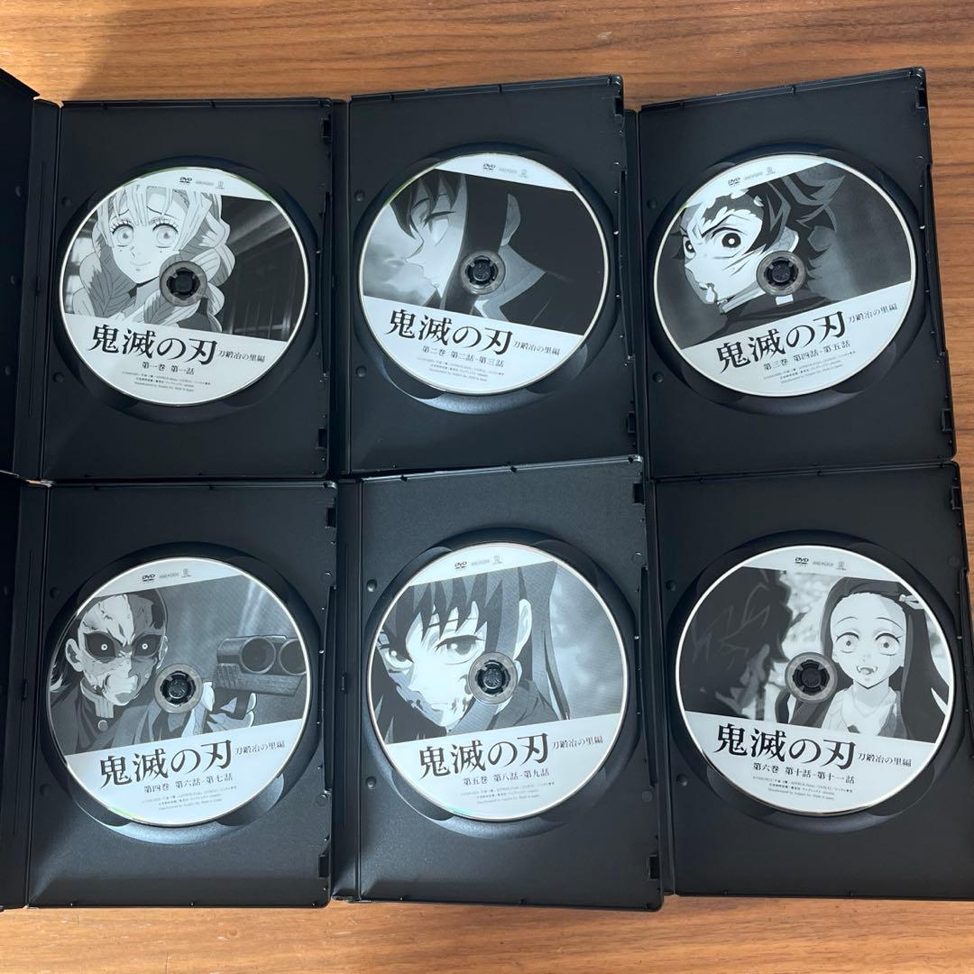 鬼滅の刃 立志＋無限列車＋遊郭＋刀鍛冶の里＋柱稽古 DVD 全31枚　ケース付き