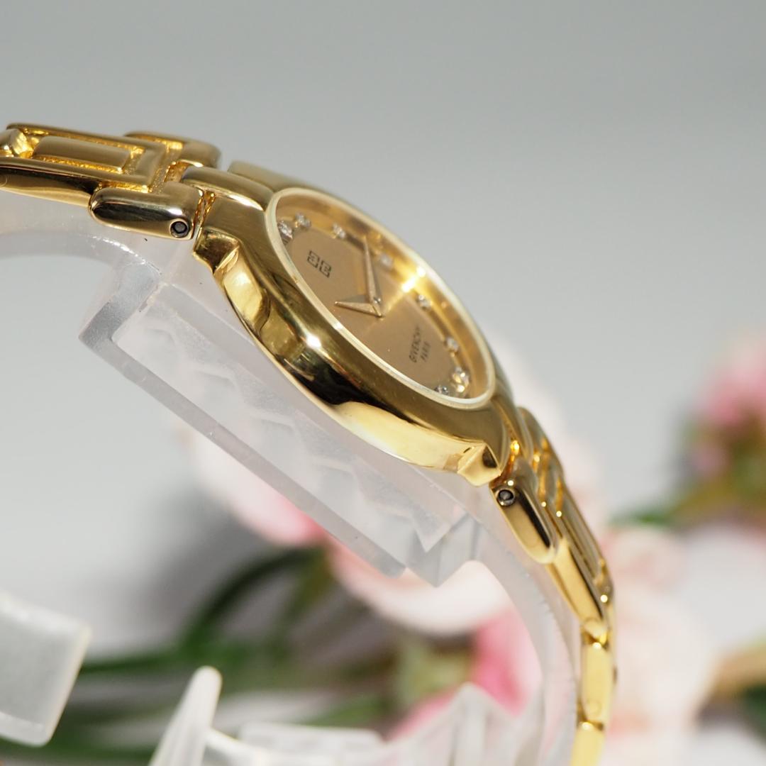 美品 ジバンシイ GIVENCHY ゴールド 12Pダイヤ 腕時計 箱 H212