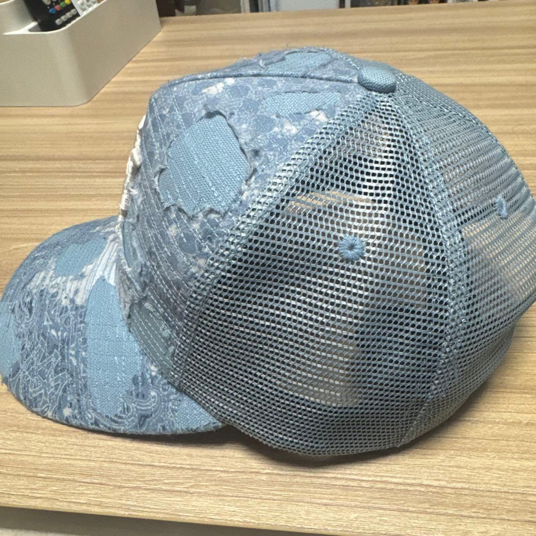 ダメージ加工ブルーキャップ