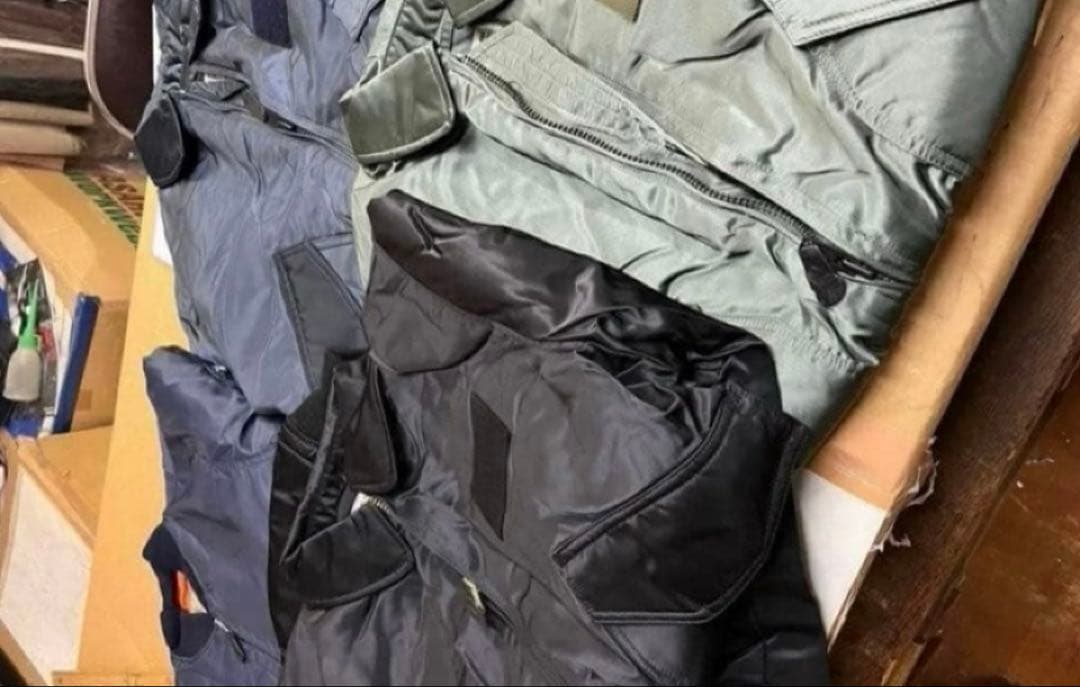 フライトジャケット　黒　未使用品 CWU-45 ブラック