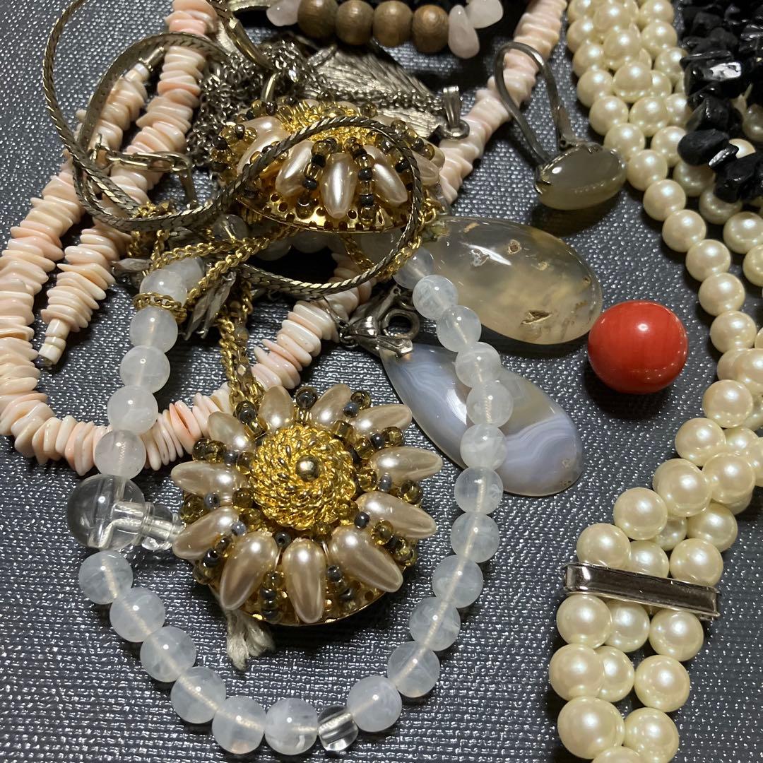 アクセサリーまとめ売り 天然石 ビーズ ネックレス 指輪 カフスなど ジャンク