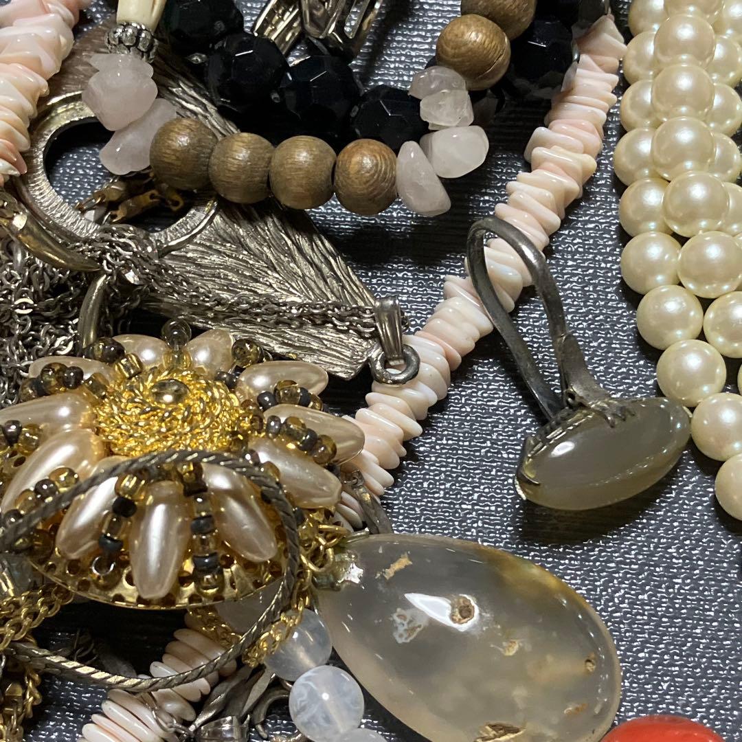 アクセサリーまとめ売り 天然石 ビーズ ネックレス 指輪 カフスなど ジャンク
