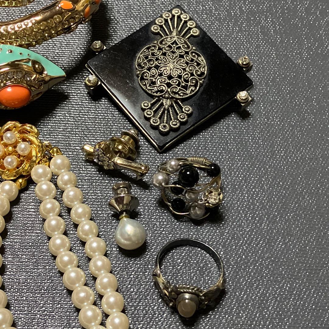 アクセサリーまとめ売り 天然石 ビーズ ネックレス 指輪 カフスなど ジャンク