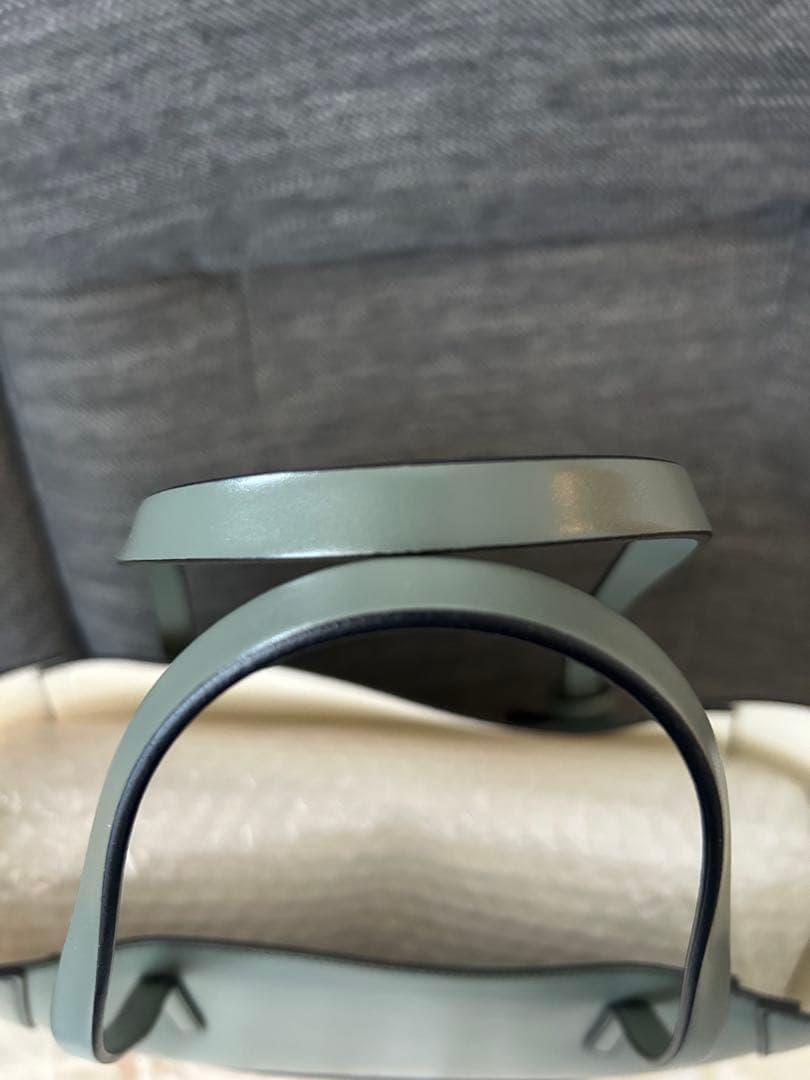 未使用品　MARNI マルニ　トートバッグ バイカラー　ショルダー　A4可能