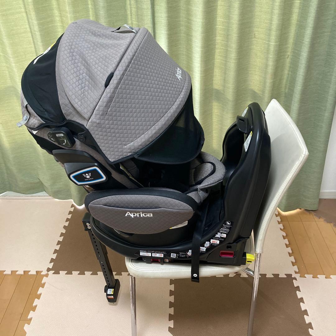 Aprica 車用チャイルドシート フラディア グロウISOFIX360°