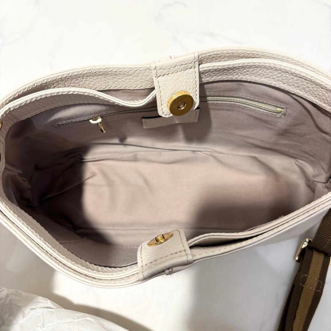 【極美品】ATAO アタオ　2way ショルダーバッグ　ベージュ　レザー