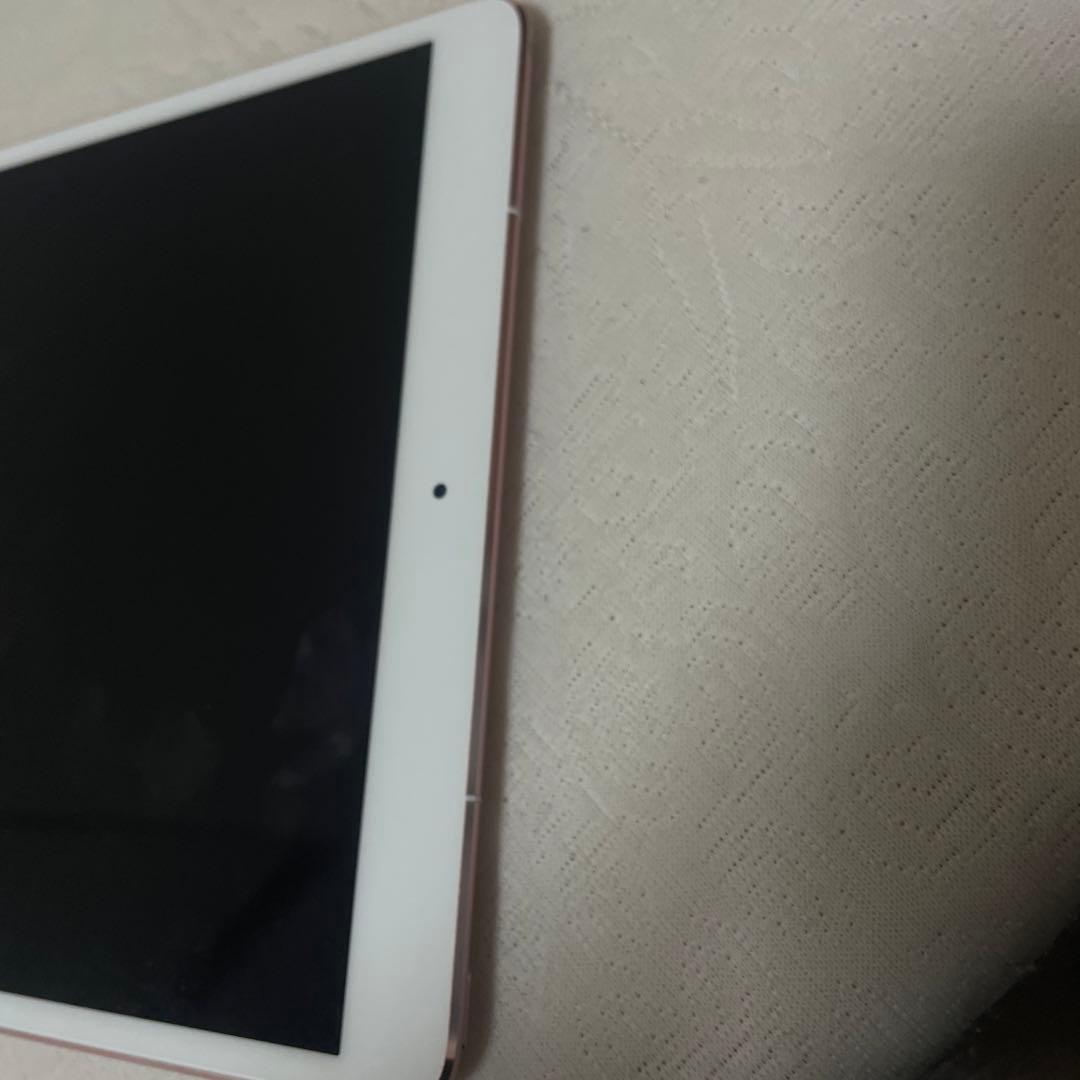 キ*イ様 iPad Pro (10.5インチ) 64GB バッテリー94%