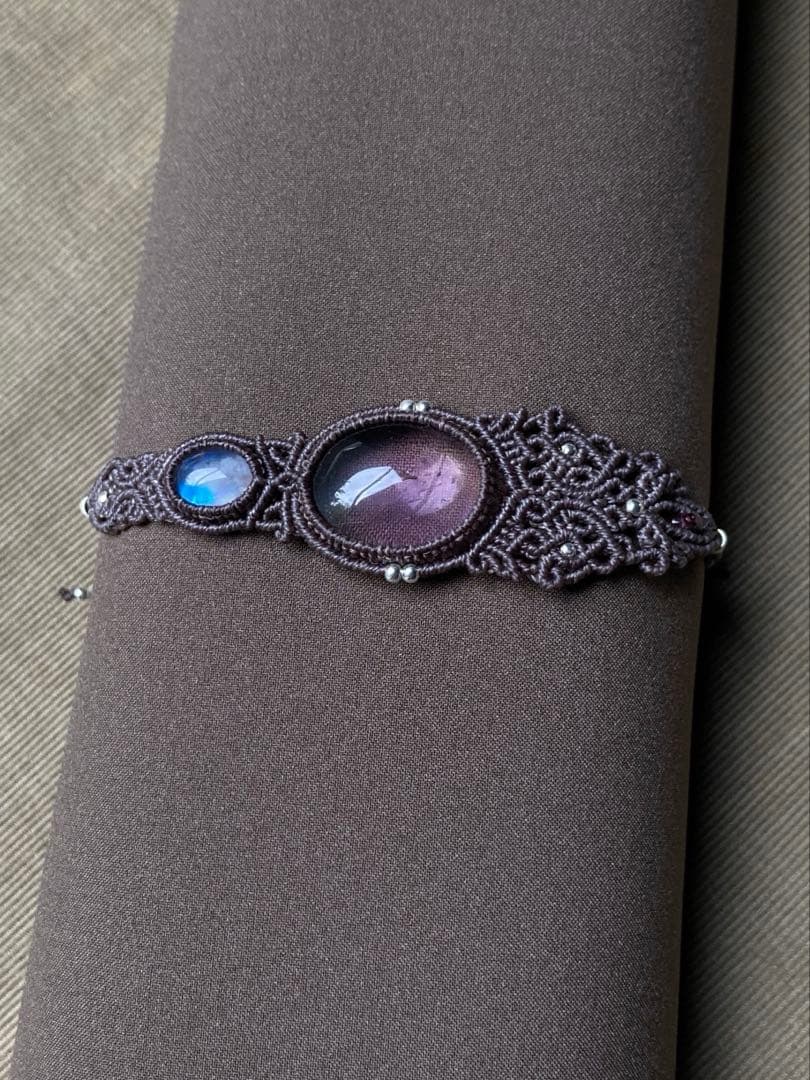 アメジスト　レインボームーンストーン　マクラメブレスレット