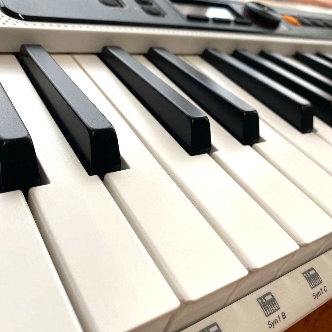 【美品】CASIO CT-S200WE