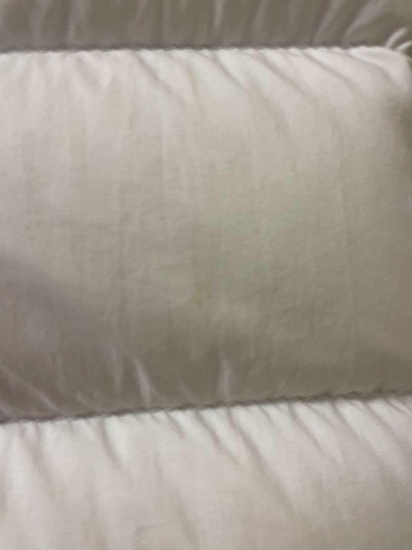 MONCLER ホワイト ダウンベスト