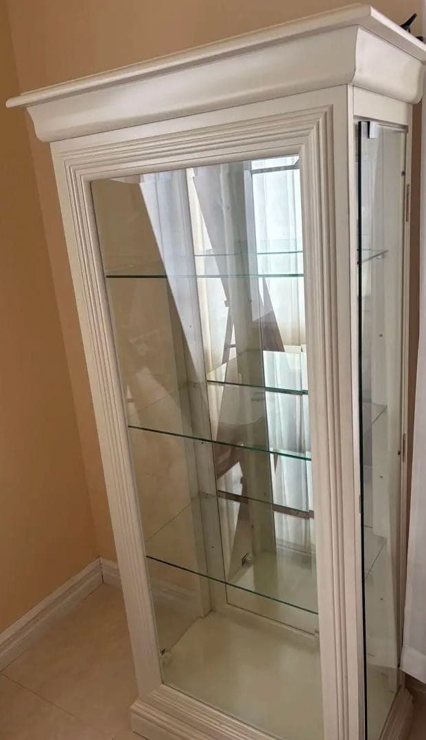 【最終値下げ今週削除します】ガラスショーケース　ディスプレイケース　サルタレッリ