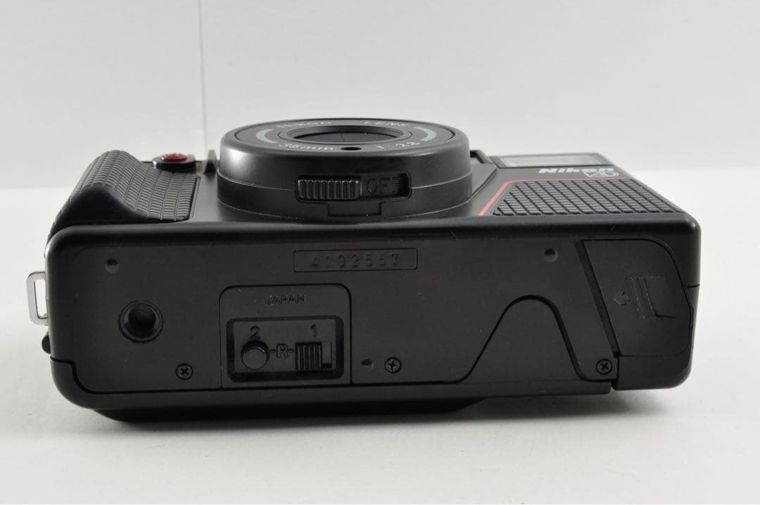 美品⭐︎動作確認済　Nikon ニコン L35AD2 フィルムカメラ