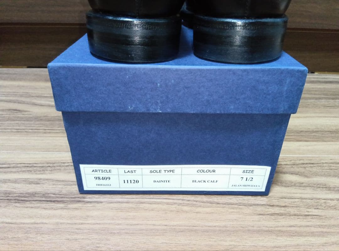 【未使用】ジャランスリワヤ　98409　UK7.5　ブラック　ダイナイトソール