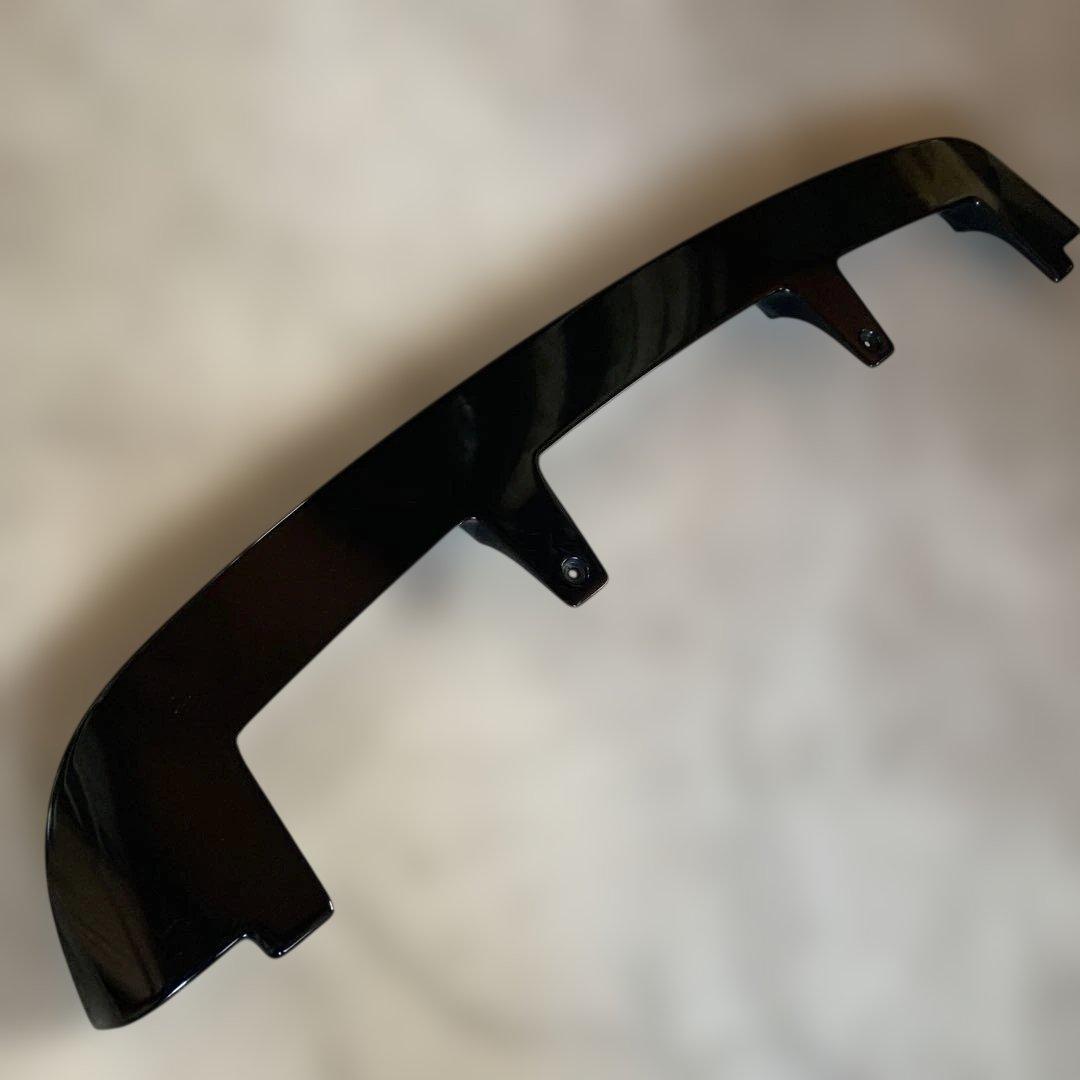 三菱　ミツビシ　デリカD5 純正リアウィング　ブラック　中古品