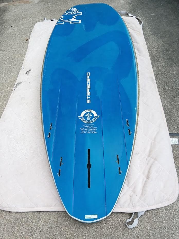 Starboard スタンドアップパドルボード