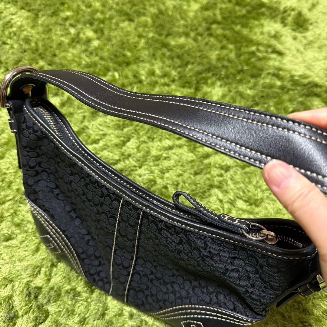 COACH（コーチ）★セミショルダーアクセサリーポーチ★ブラック