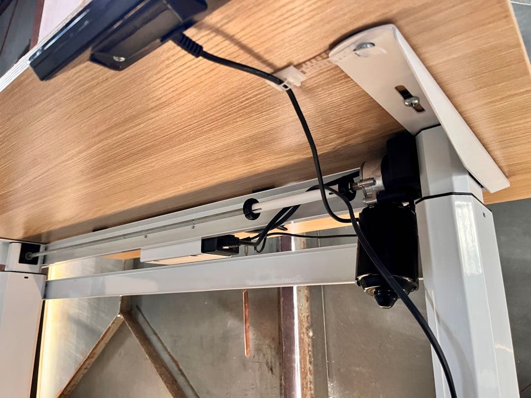 ① 【中古】オフィスコム 昇降デスク 電動式 W1000 SM‐7167601