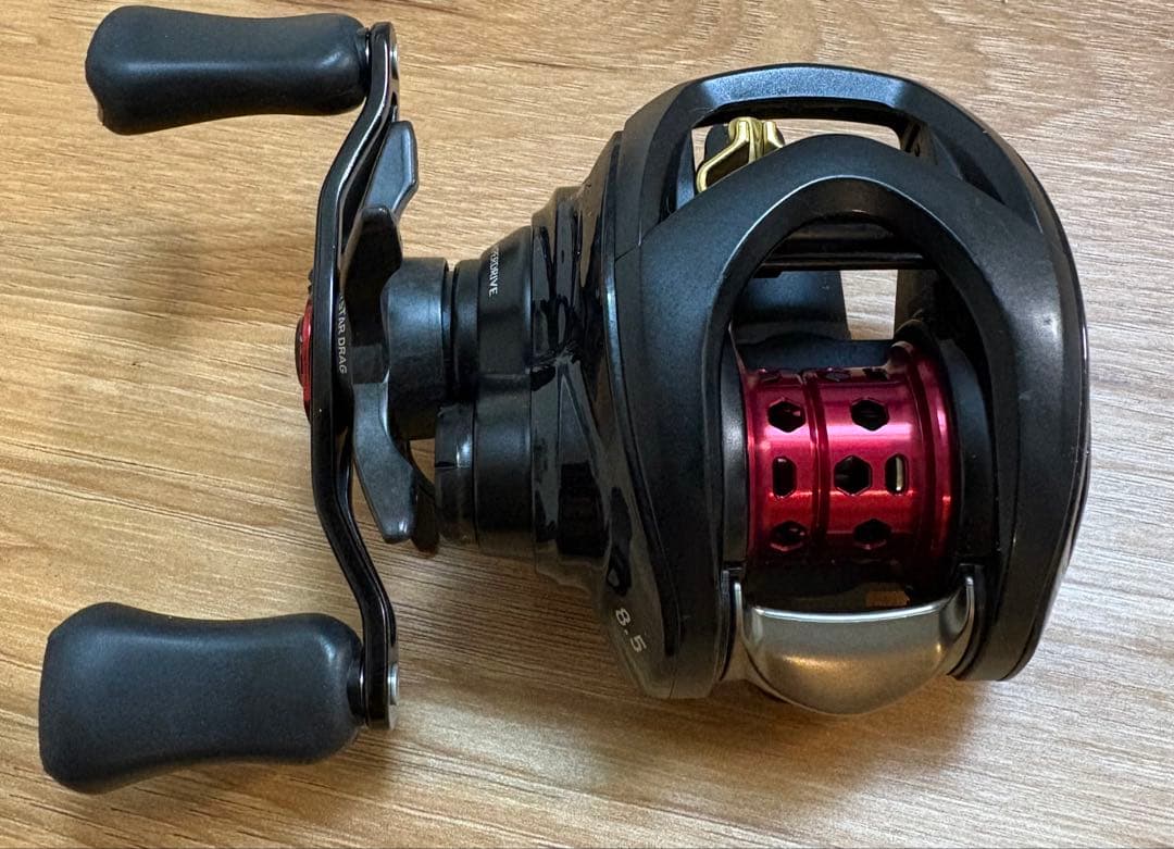 DAIWA ダイワ　ss air tw 8.5L ktf べイトフィネス　左