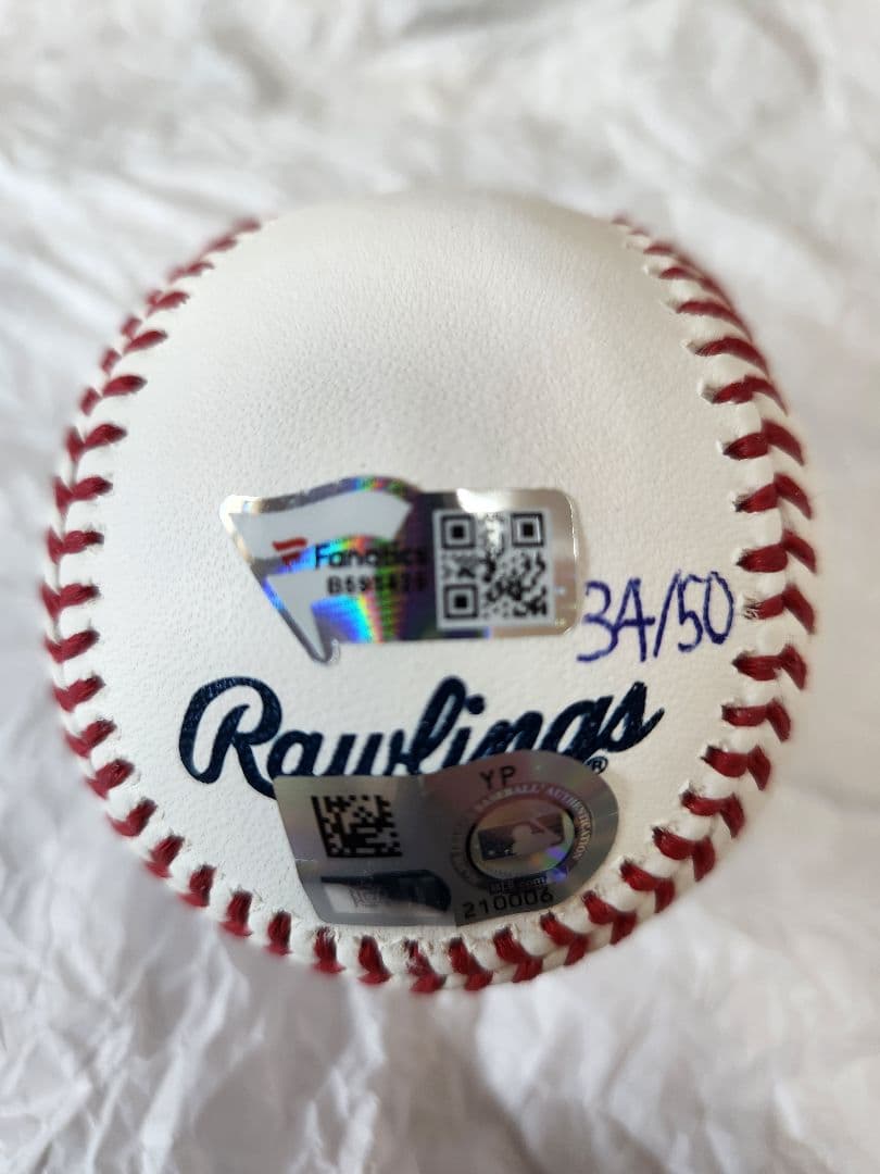 大谷翔平 直筆サインボール 2022年MLB史上初！二刀流 投打規定数達成記念