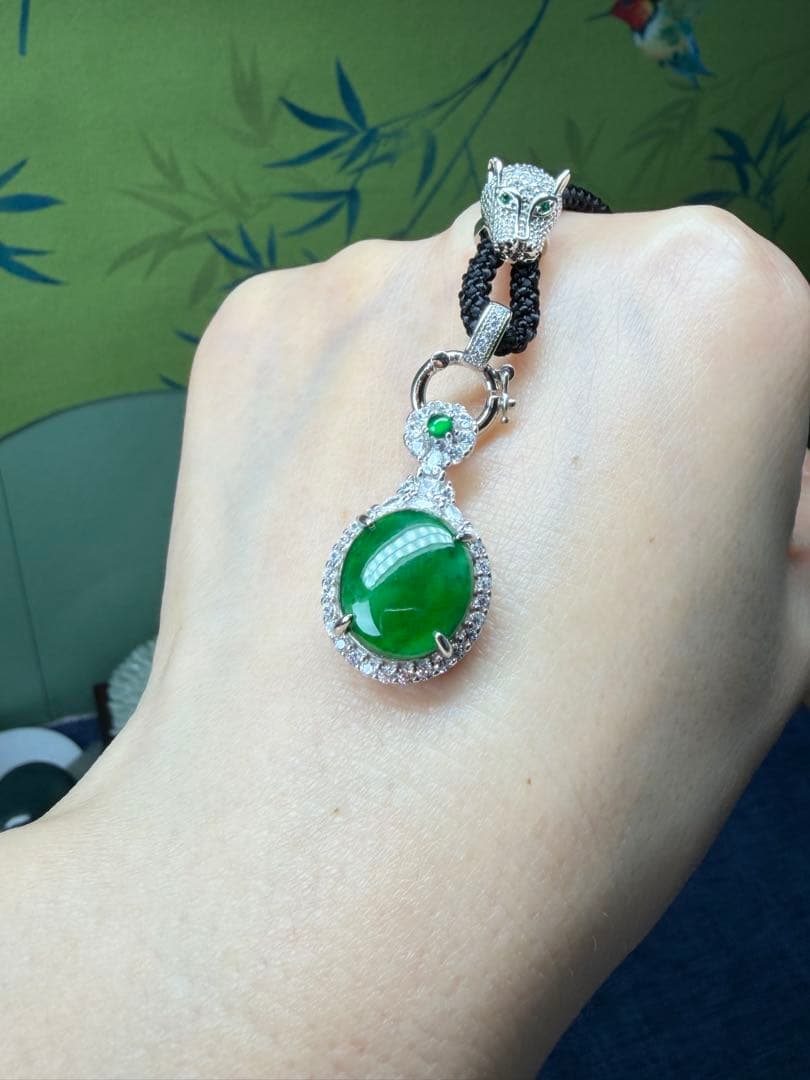 特選品‼️天然A貨翡翠　ロウカン質、特選大粒陽緑ネックレストップ　鑑定書付き