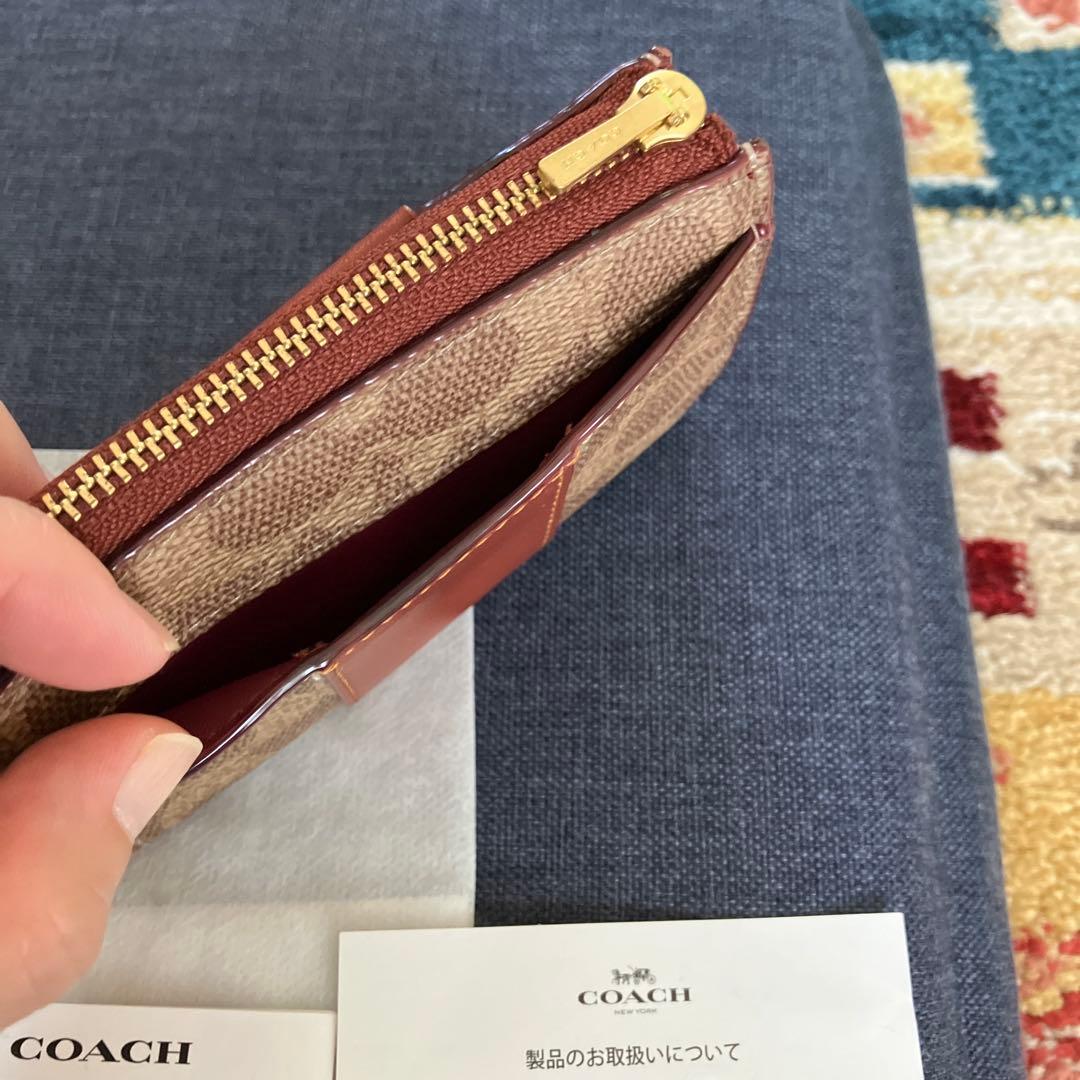 エッセンシャル Lジップ キー ケース・シグネチャー キャンバス