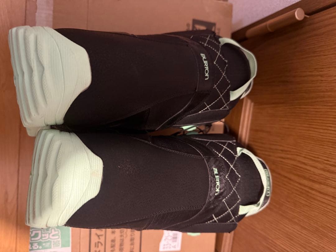 Burton Mint スノーボードブーツ ブラック/ミント　25cm