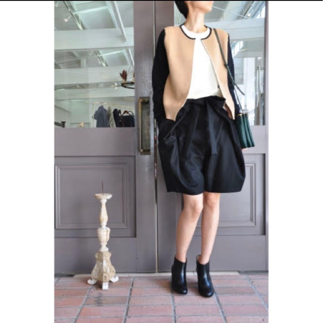 極美品【希少】CELINE セリーヌ　ウールショートパンツ セリーヌ フィービー