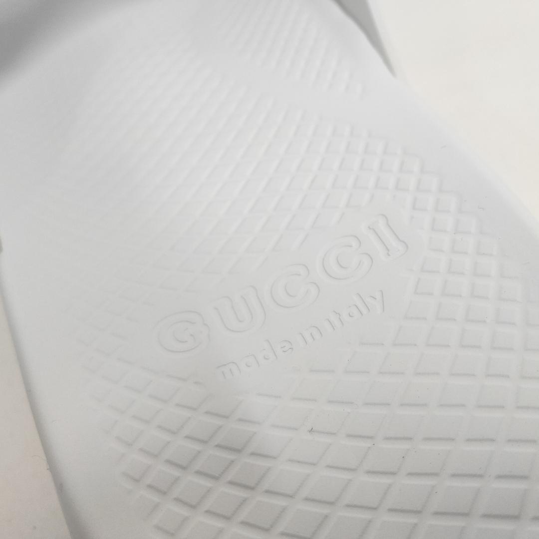 新品 未使用 グッチ ストライプ ラバースライドサンダル ホワイト 27cm相当