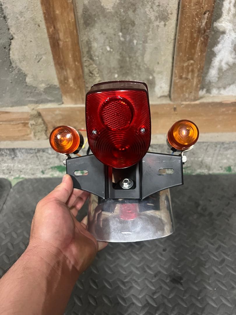 モンキー　ダックス　ゴリラ　シャリー　エイプ テールランプ