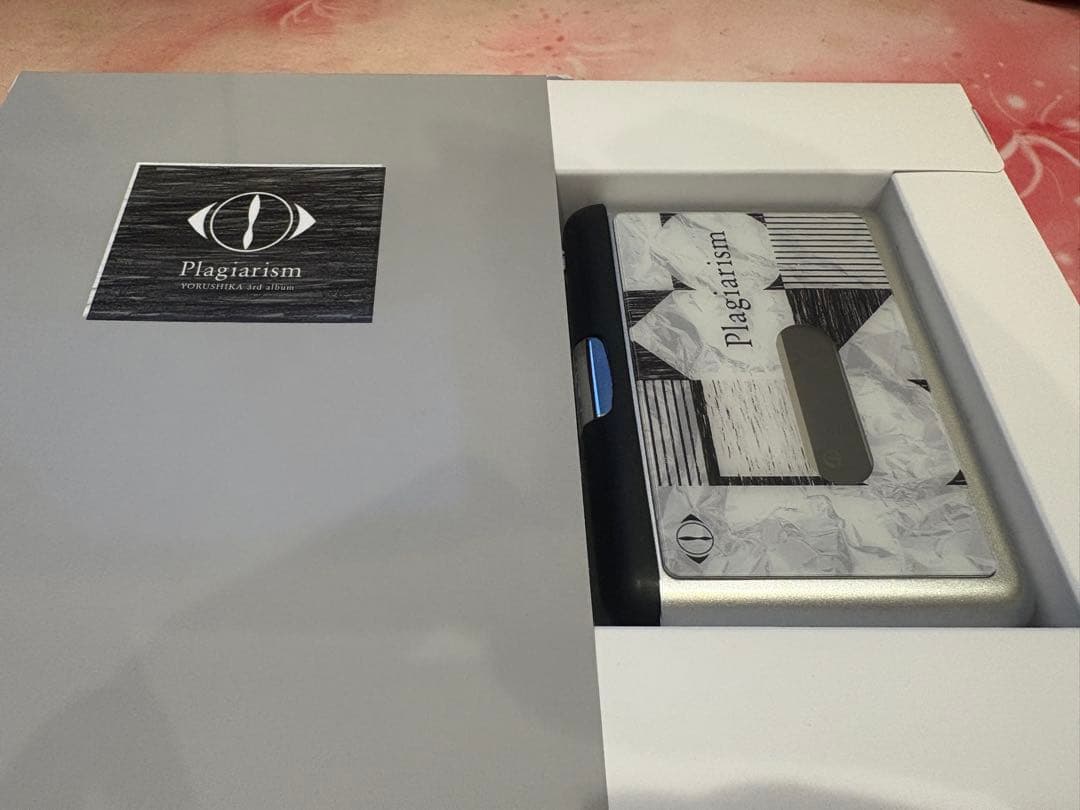 ヨルシカ　盗作　初回限定盤　カセットプレイヤー付