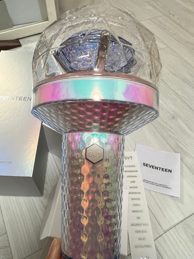 SEVENTEEN 公式ペンライト