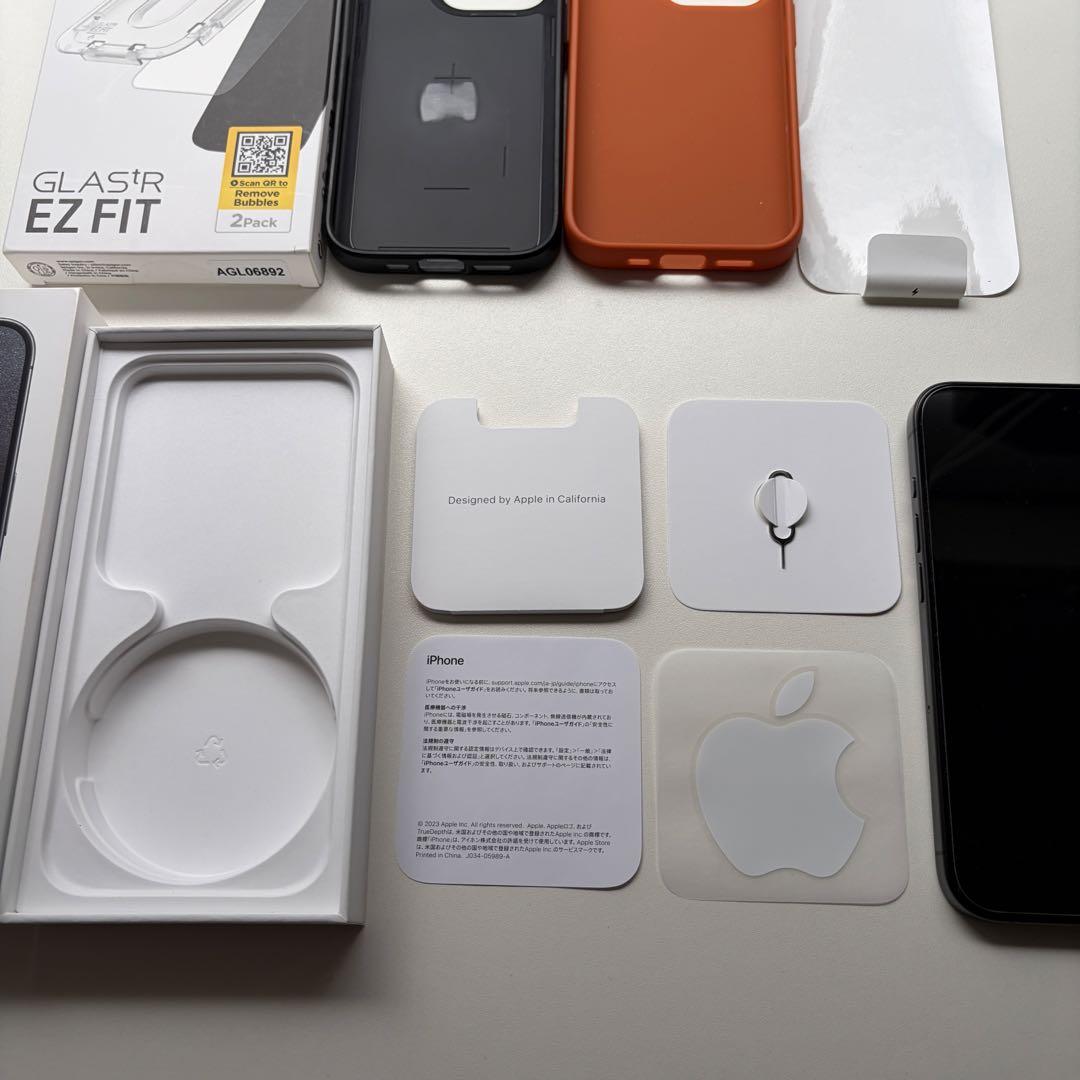 Apple iPhone 15pro ブラックチタニウム【匿名配送】【送料込み】